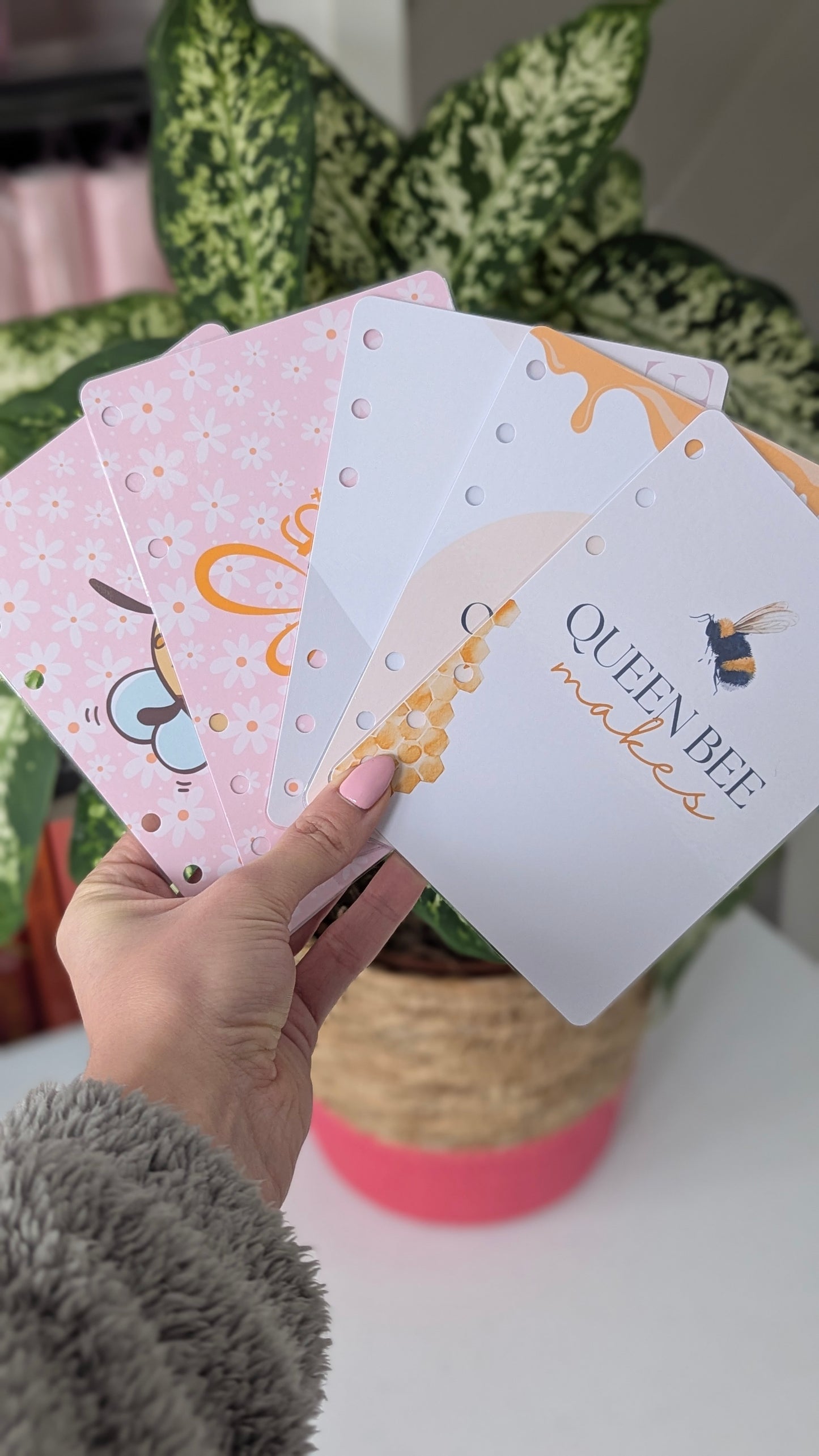 The Queen Bee Makes Dashboard Collection