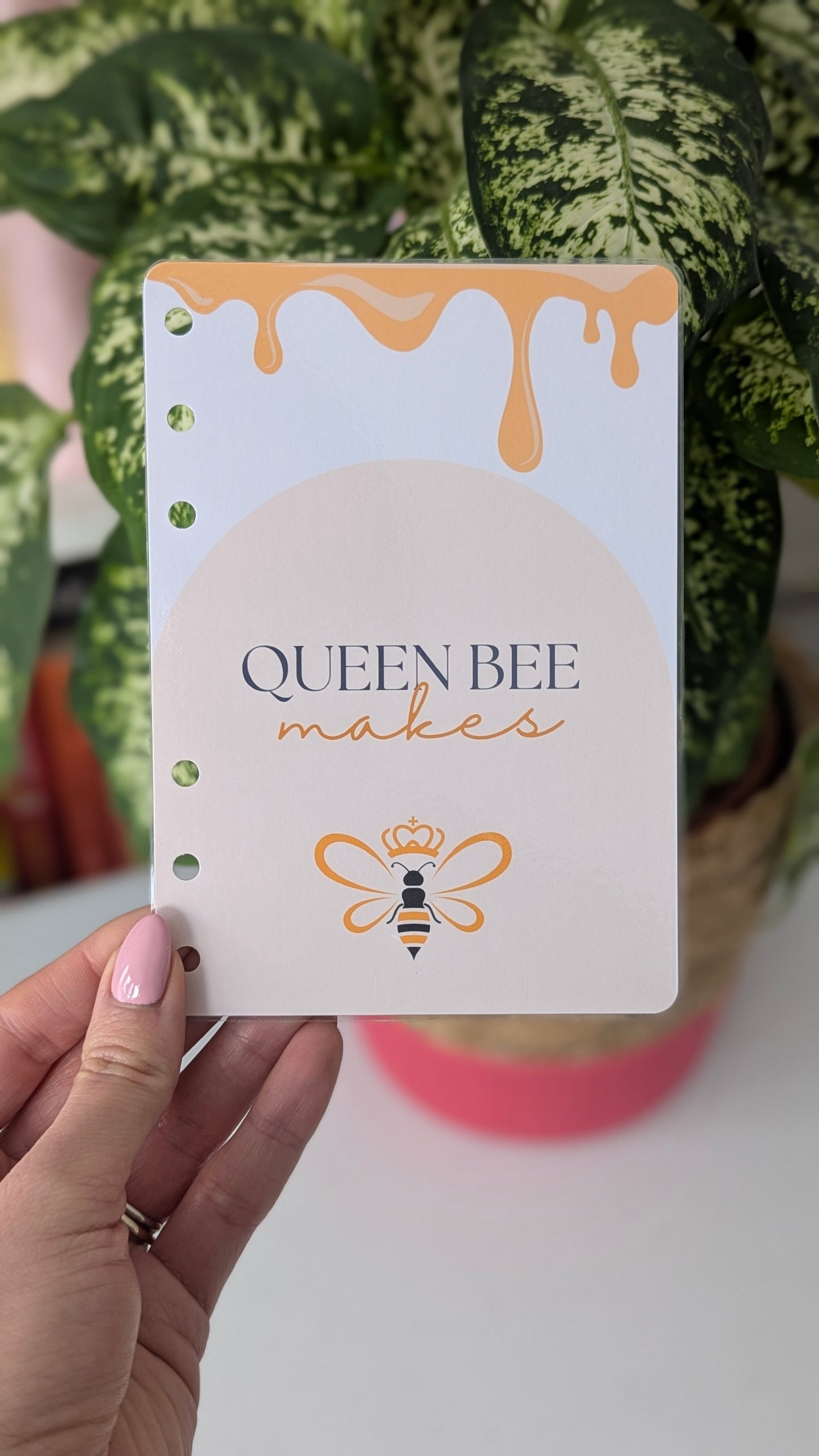 The Queen Bee Makes Dashboard Collection