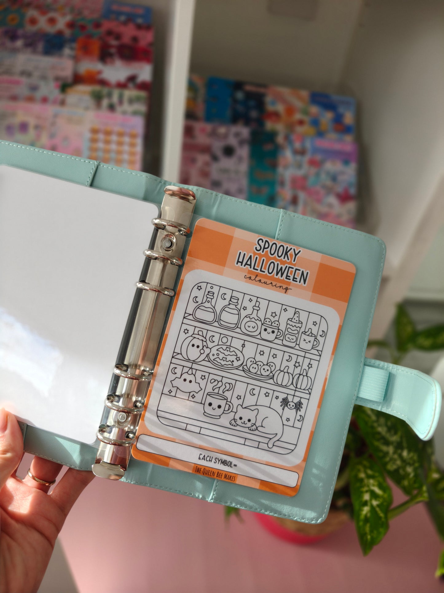 Spooky Halloween Savings Challenge Set | A6 Laminated Word Search & Colouring | Tracker UK Cash Stuffing